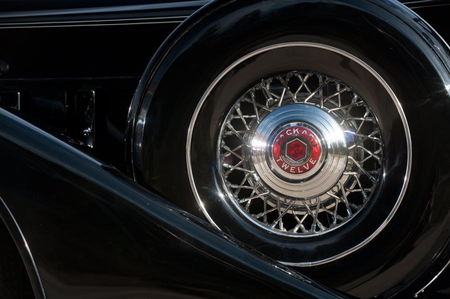  Packard Twelve Coupe Roadster 1933 года  (фото 17 из 51)